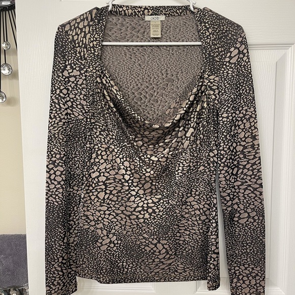 Gorgeous Cache Blouse 😍 - Picture 2 of 7